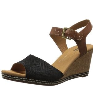 Clarks Helio Jet Wedge Sandal Black and Tan Sz 10
